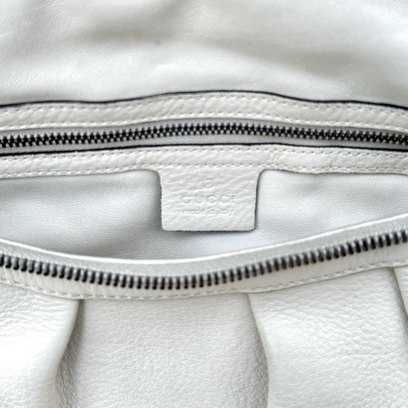 Stunning GUCCI Ivory Pebbled Calfskin Icon Bit Medium Shoulder Bag (EUC) - Picture 11 of 15